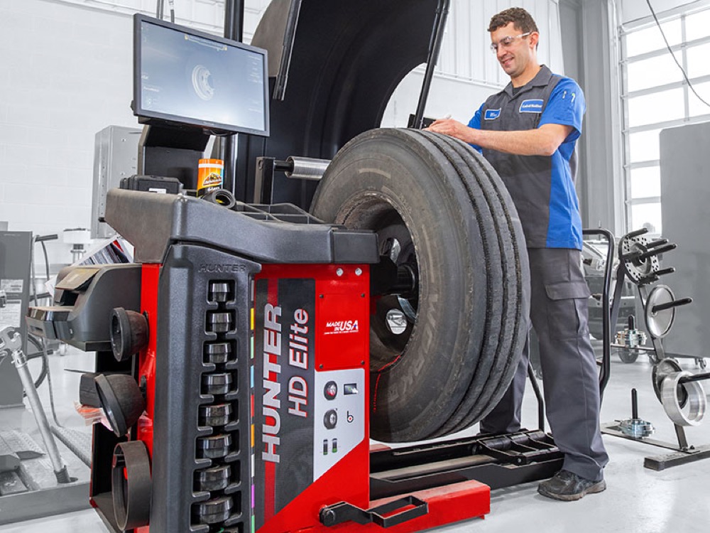 HD Elite® wheel balancer